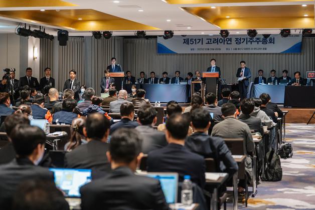 美 정부 '백기사'로…최윤범 고려아연 회장, 경영권 분쟁서 승기