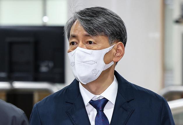 '계엄의 밤' 조지호…내란 동조했나 계엄 해제 기여했나