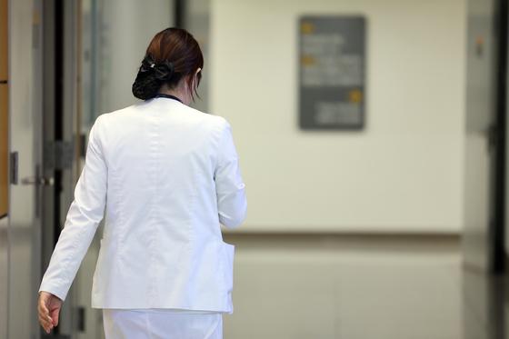  전문간호사 10년새 2배 늘었다…노인전문은 3배  