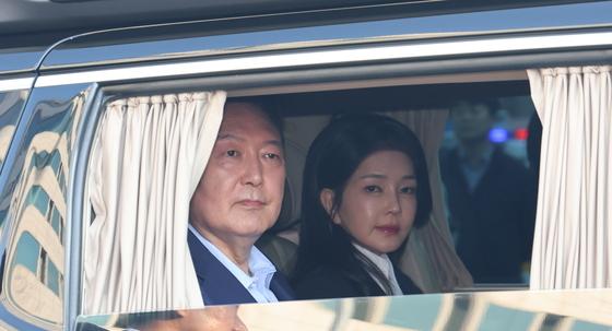 전 대통령 부부 동반 실형?…28일 김건희 선고에 쏠리는 눈