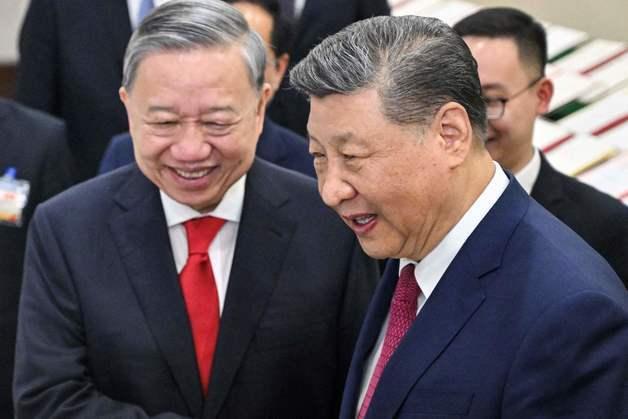 중-베트남 정상 "일방주의 반대·글로벌 도전 공동대응"…밀착 과시