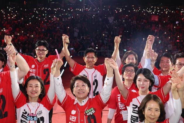 김문수,나경원·안철수와 연달아 회동…전대 언급 없어