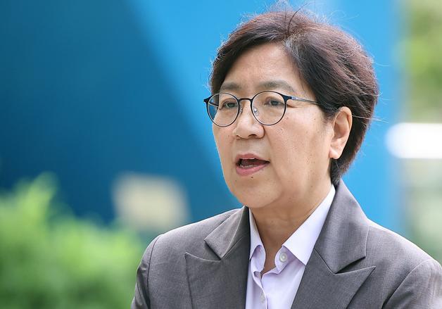 정은경 "의사인력추계위 이달 구성…공공의대 설립 논의할 것"