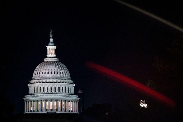 "노벨상 안줘 그린란드 갖겠다" 트럼프에 민주 경악…"정신상태 위험"