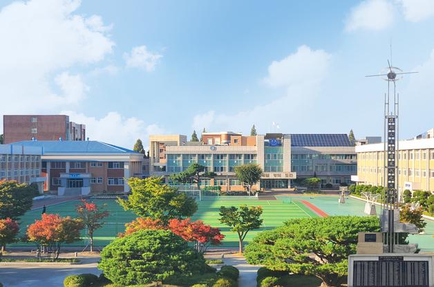 충북 직업계고, 지난해 공무원 합격 37명…전년보다 13명↑