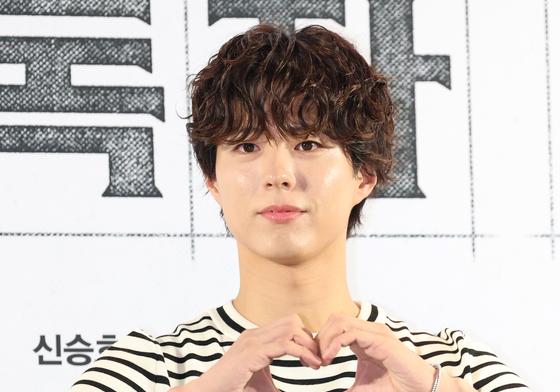 '폭싹' 박보검·아이유, 올해를 빛낸 탤런트 1·2위 나란히 등극