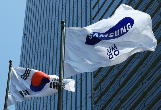 삼성전자, 정규장에서도 12만원 돌파…사상 최고치