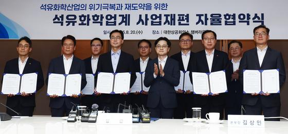 석화업계 구조조정 자구책 윤곽…NCC 감축·지원책 논의 본격화