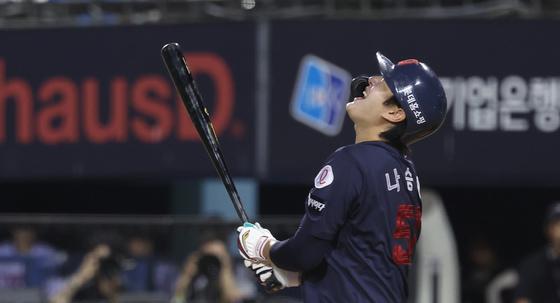 롯데, '불법 도박' 나승엽·고승민·김동혁·김세민 귀국 조치