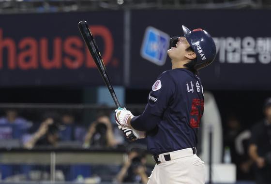 롯데, '불법 도박' 나승엽·고승민·김동혁·김세민 귀국 조치