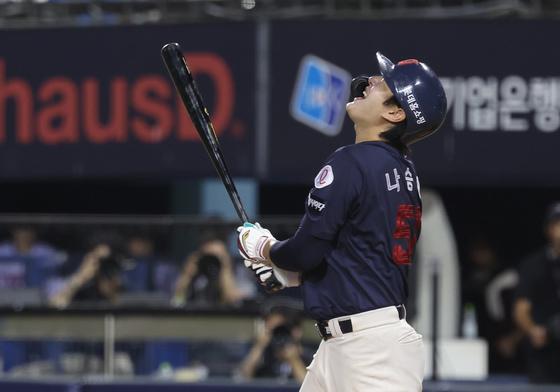 '대만 도박' 롯데, 이강훈 대표·박준혁 단장 철퇴…선수 추가 징계 없다
