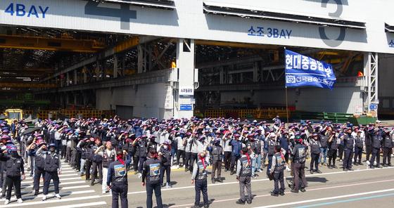 "갈 길 바쁜데"…휴가 막바지 K-조선, 하투 전운에 '조업 차질' 우려