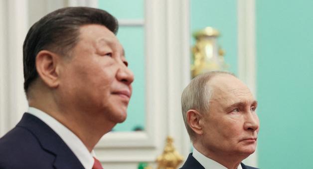 시진핑·푸틴 "중·러 관계는 타의 모범…전방위 협력 강화"