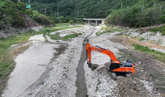 강릉 가뭄 장기화에 '전전긍긍'…홈 경기 앞둔 강원FC 특단의 조치