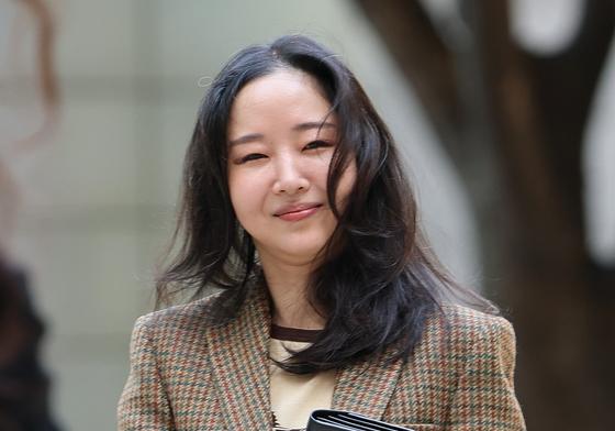 하이브 "전 남친에 인센티브 10억 줘" vs 민희진 "광화문에서 매 맞는 기분"