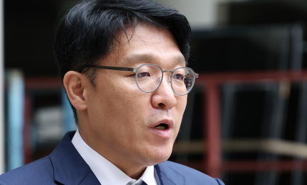 '이우환 그림 매관매직' 김상민 前검사 1심 내년 1월 종결 전망