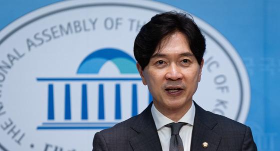 국힘 "김병기, 안하무인 '뻔뻔'…의원직 즉각 내려놔야"