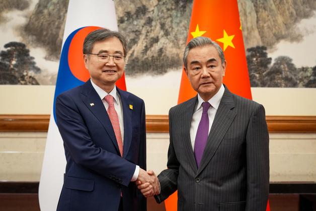 中 왕이, 2월 방한 어려울 듯…조현 재방중 가능성도