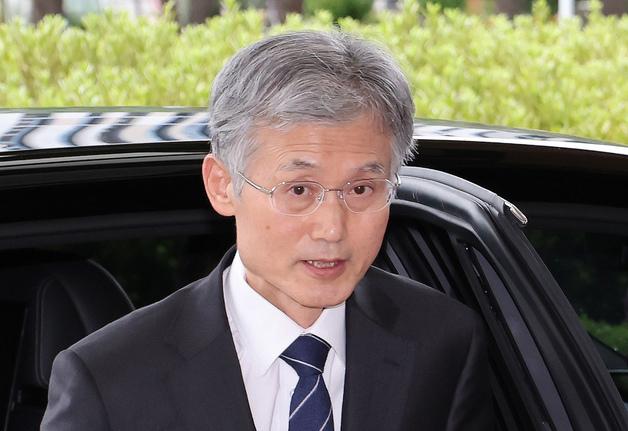 [뉴스1PICK]조희대 놓고 여야 충돌… 與 “불신은 자업자득”, 野 “고발 및 국정조사”