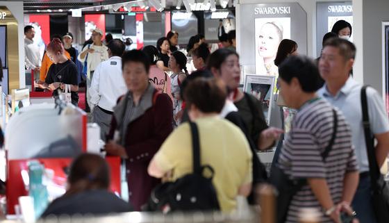 '무비자 입국 시행'…중국인 1만7700명 카페리로 인천항 다녀가