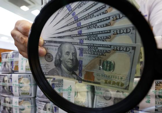 달러 패권에 韓 경제충격 3배↑…한은 "원화 경쟁력 키워야"