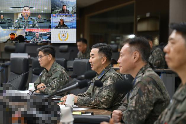 합참의장, 새해 첫날 격오지 작전부대·해외파병부대 격려통화