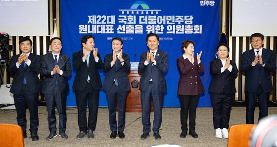 민주 지도부 '친청계' 우세에 박지원 "우린 모두 親청와대" 원보이스 강조