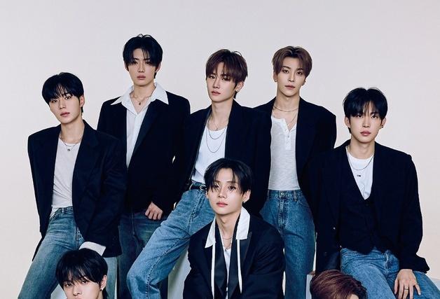 드디어 정식 데뷔…알디원, 2026년 '최고 신인' 등극 도전 [N이슈]