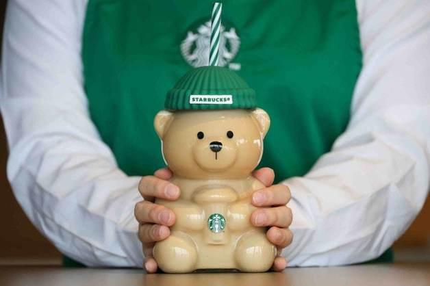 [뉴스톡톡]"컵 하나에 4배 웃돈"…스타벅스가 증명한 브랜드 충성도