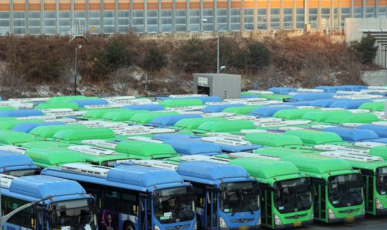 서울 시내버스 총파업 돌입