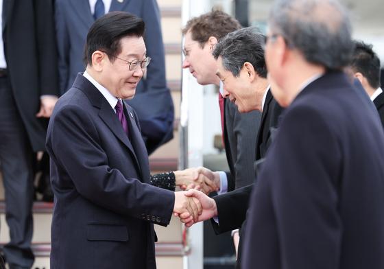 李대통령, 檢개혁·보완수사 의견수렴 지시…"당에서 충분한 논의"