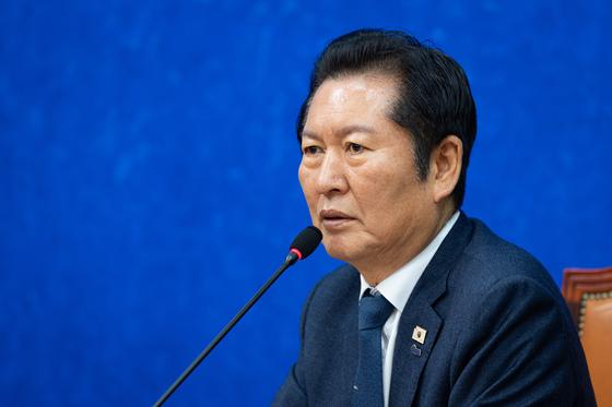 정청래 "검찰개혁 정부안, 명확한 수사·기소 분리로 수정될 것"