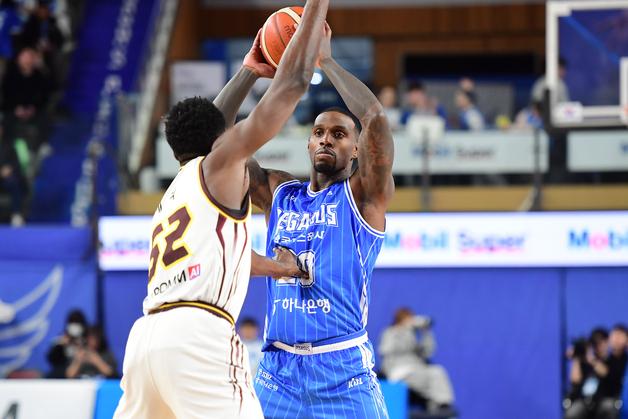 가스공사, 라건아 세금 문제 관련 제재금 3천만원 징계 