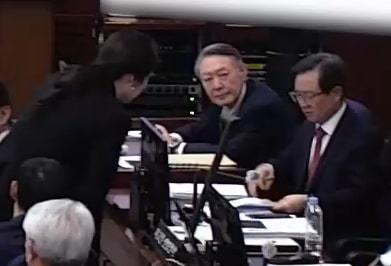 '내란 수괴' 尹 사형 구형에 국힘 침묵…"사법부의 시간"