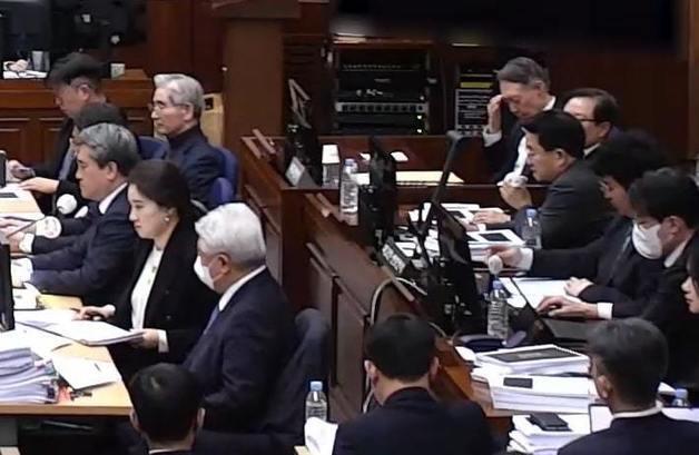 與, 尹 사형 구형에 "국민 눈높이 부합 상식적 결론"