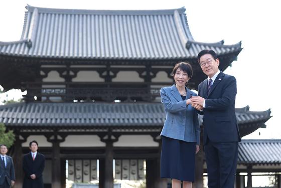 [뉴스1 PICK] 李대통령·다카이치, 韓 불교 영향 호류지서 친교 행사