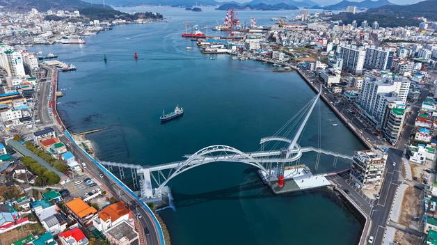 통영항 명품 전망공간 조성 속도…오션뷰케이션 21일 기공식