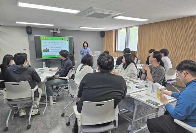 "포기하지 마세요"…익산시, 청년 구직 돕는다