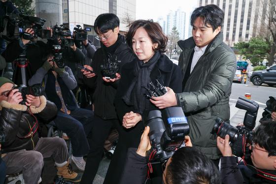 '강선우 前 보좌관이 돈 요구' 김경, 2차 조사 종료…"있는 그대로 진술"