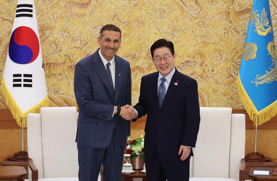 李대통령, UAE 행정청장에 "모하메드 대통령 방한시 성과 만들길"