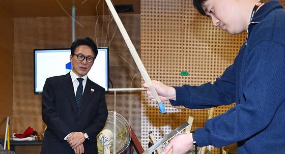 총리도 홀린 게임 사운드…마리오 효과음부터 그래미상까지