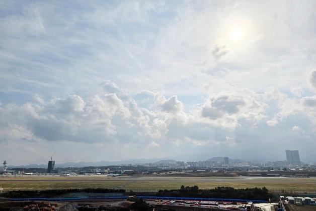 50m 전망대 관광명소로 변신…'X물' 처리하던 '이곳'이