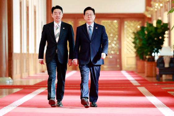 李대통령 지지율 58%, 2%p↓…민주 41% 국힘 24% 모두 하락