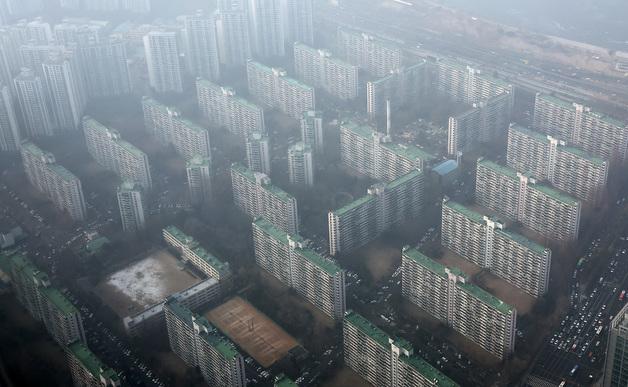 PF 보증 없으면 주택 공급 멈춘다…HUG·HF 역할론 급부상