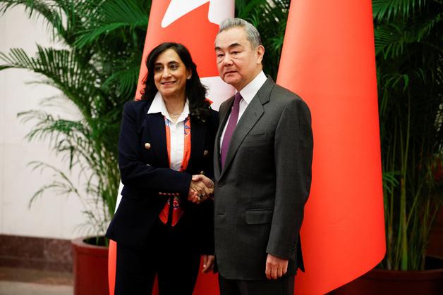 캐나다 총리 8년만 방중…中외교 "장애물 제거하고 협력 심화"