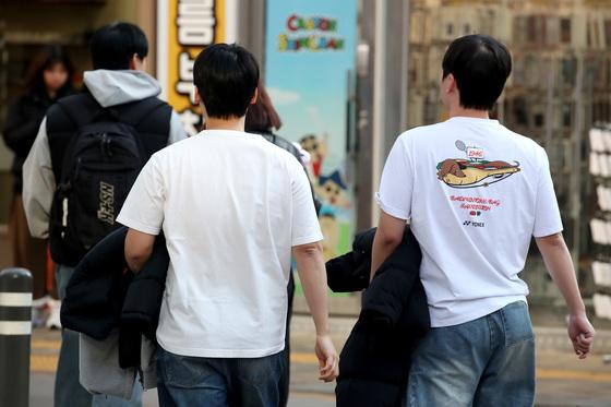 '반소매 입은 1월' 남부지방 20도↑…대구 등 최고기온 1위 경신(종합)