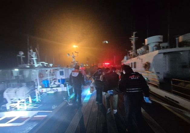 섬에서 '복통·구토 증상' 34개월 아기…부안해경, 긴급 이송