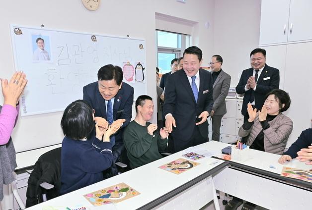 "지역 발전 의지 강력…적극 지원"…김관영 전북지사, 순창군 방문