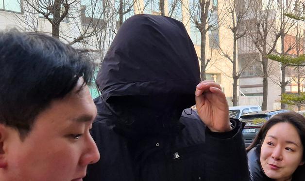 경찰, '공천헌금' 의혹 강선우 의원 前보좌관 재소환