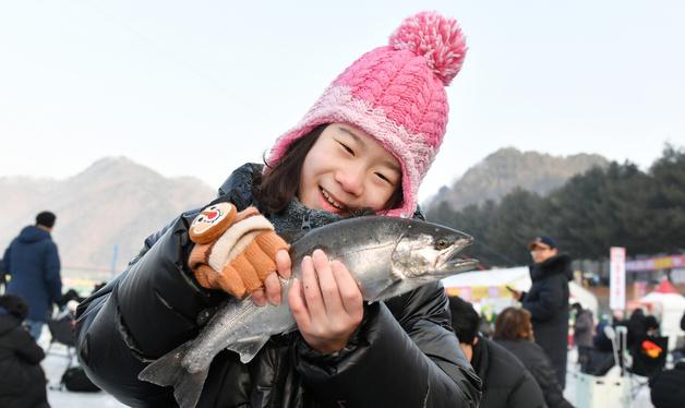 짜릿한 산천어 손맛